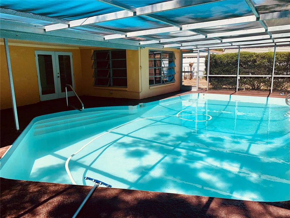 En Venta: $275,000 (3 camas, 2 baños, 1316 Pies cuadrados)