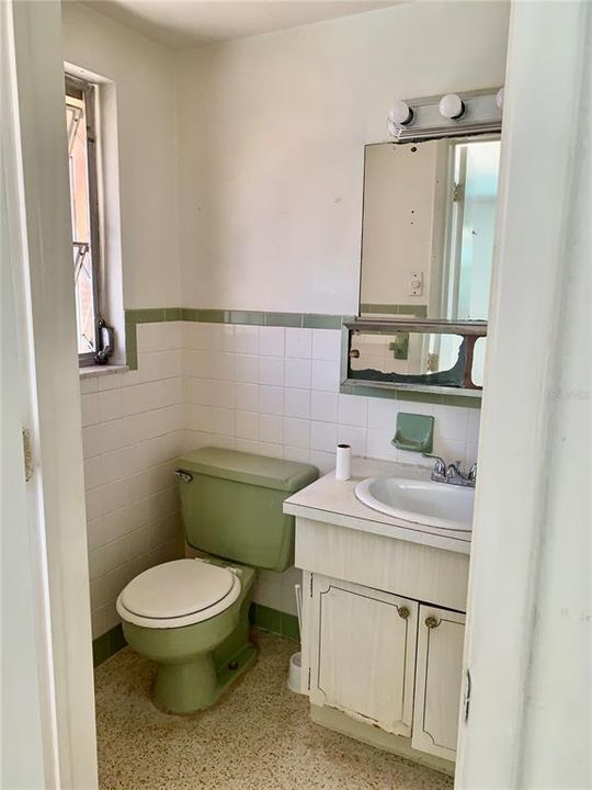 En Venta: $275,000 (3 camas, 2 baños, 1316 Pies cuadrados)