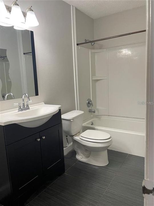 For Rent: $1,450 (1 beds, 1 baths, 662 Square Feet)