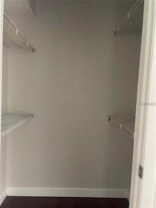 For Rent: $1,450 (1 beds, 1 baths, 662 Square Feet)