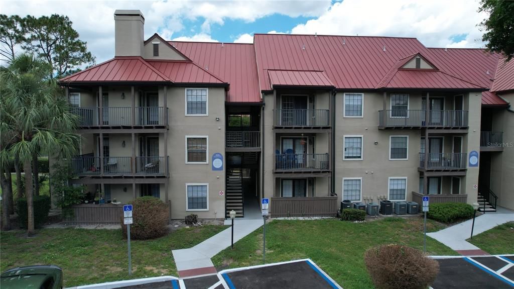 For Rent: $1,450 (1 beds, 1 baths, 662 Square Feet)