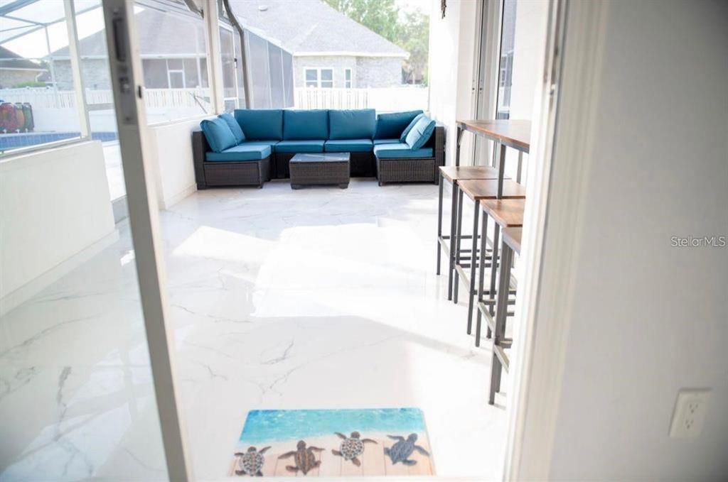 For Rent: $3,000 (3 beds, 2 baths, 1421 Square Feet)