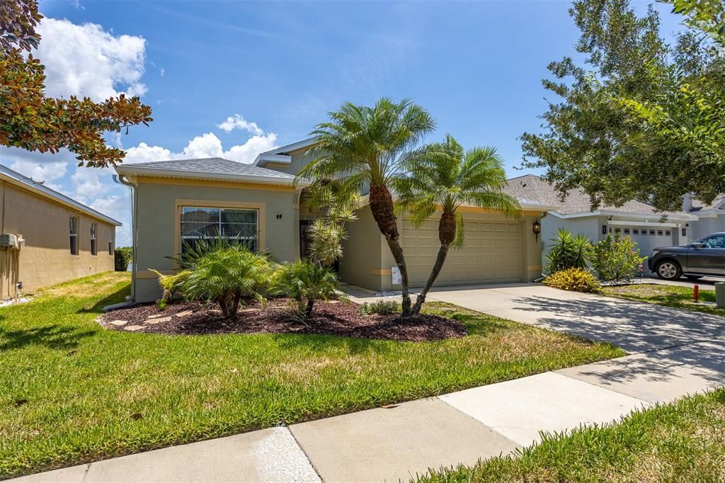 For Sale: $430,000 (3 beds, 2 baths, 1530 Square Feet)