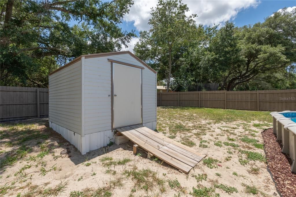 For Sale: $229,000 (3 beds, 2 baths, 1456 Square Feet)