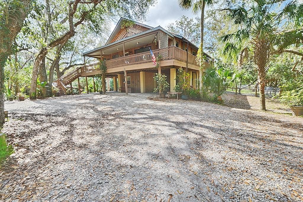 For Sale: $499,999 (4 beds, 3 baths, 2376 Square Feet)