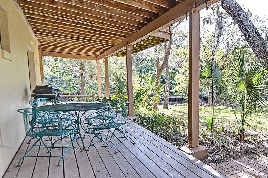 For Sale: $499,999 (4 beds, 3 baths, 2376 Square Feet)