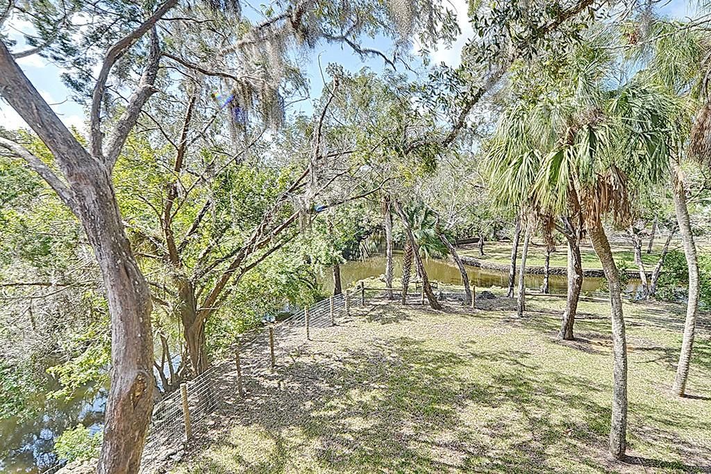 For Sale: $499,999 (4 beds, 3 baths, 2376 Square Feet)
