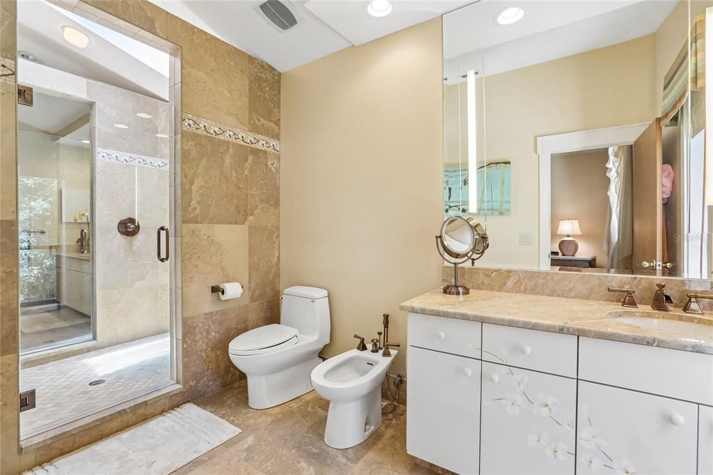 For Sale: $2,400,000 (3 beds, 3 baths, 4455 Square Feet)