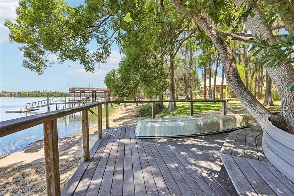 For Sale: $2,400,000 (3 beds, 3 baths, 4455 Square Feet)