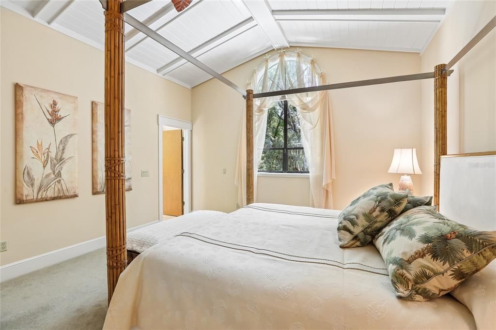 For Sale: $2,400,000 (3 beds, 3 baths, 4455 Square Feet)