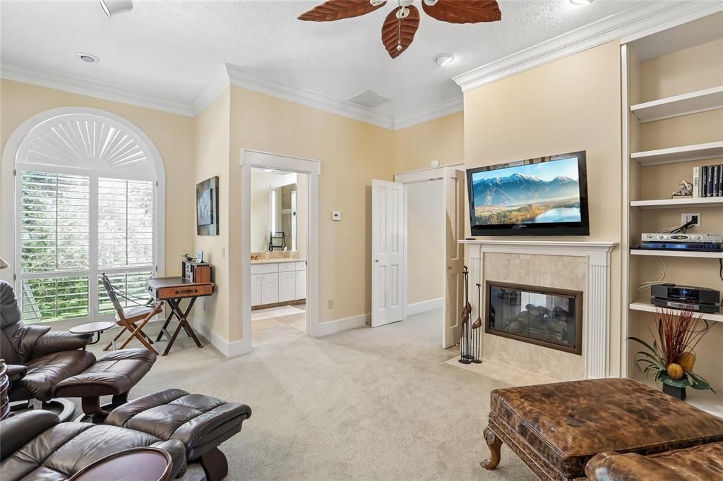 For Sale: $2,400,000 (3 beds, 3 baths, 4455 Square Feet)