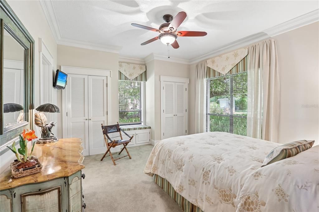 For Sale: $2,400,000 (3 beds, 3 baths, 4455 Square Feet)