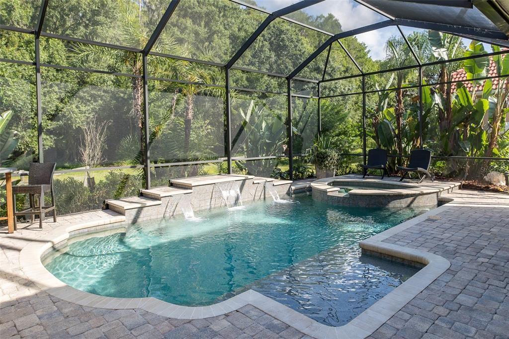 En Venta: $939,000 (4 camas, 3 baños, 3342 Pies cuadrados)