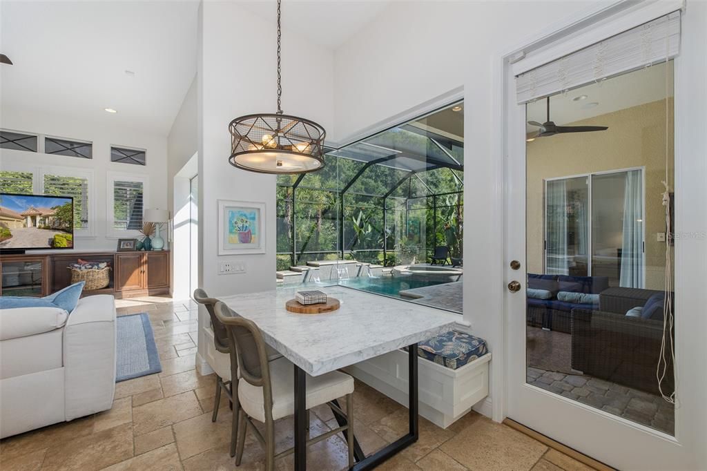 En Venta: $939,000 (4 camas, 3 baños, 3342 Pies cuadrados)