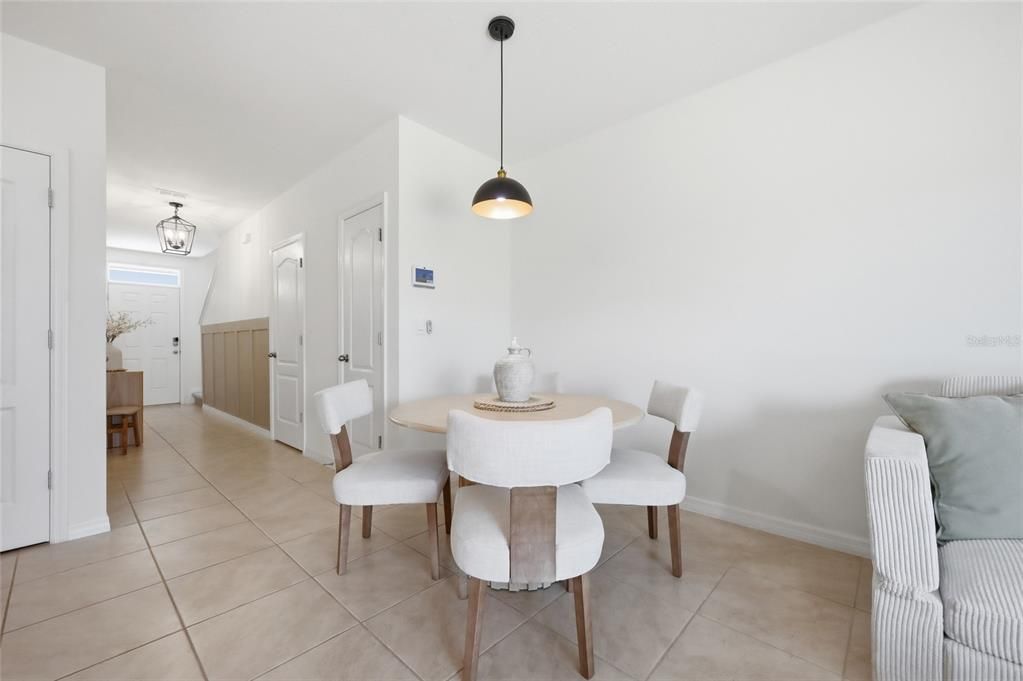 En Venta: $274,990 (3 camas, 2 baños, 1464 Pies cuadrados)