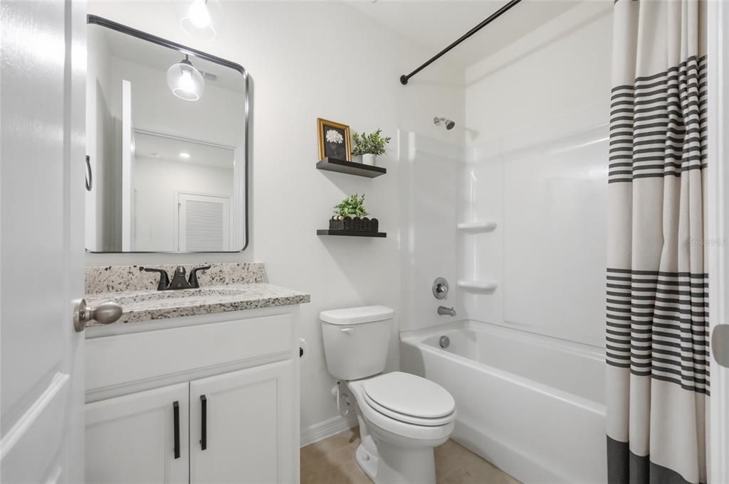 En Venta: $274,990 (3 camas, 2 baños, 1464 Pies cuadrados)