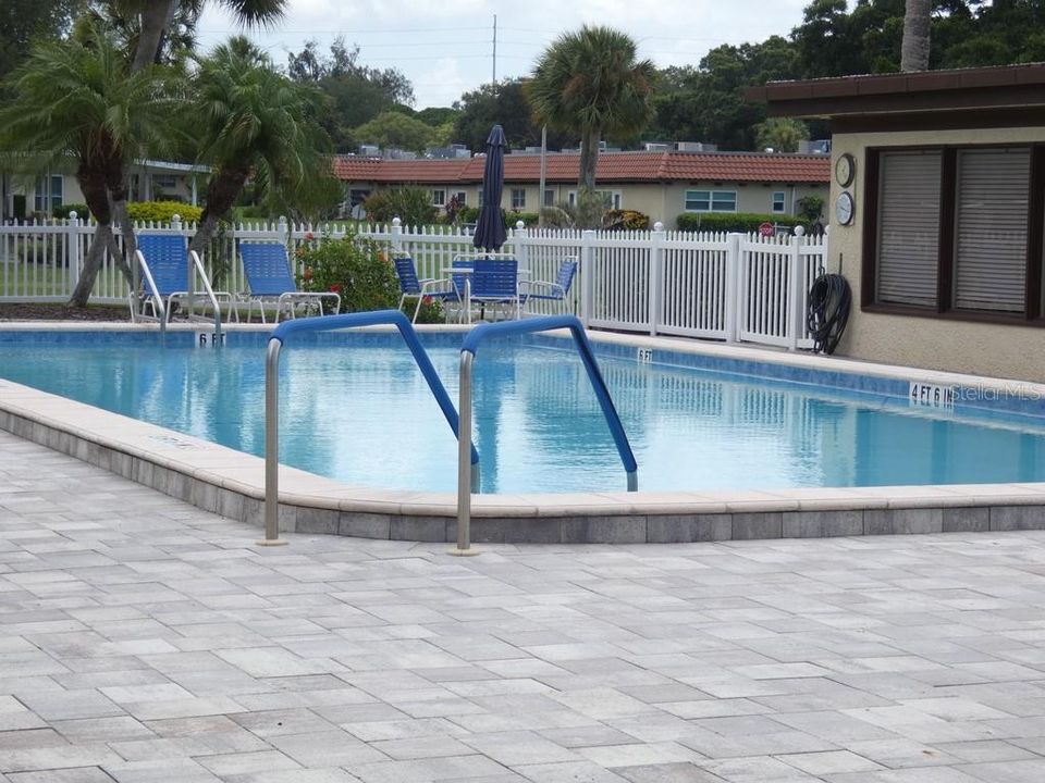 For Sale: $175,000 (2 beds, 2 baths, 875 Square Feet)