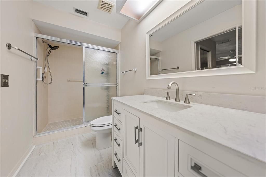 На продажу: $329,000 (2 спален, 2 ванн, 1547 Квадратных фут)