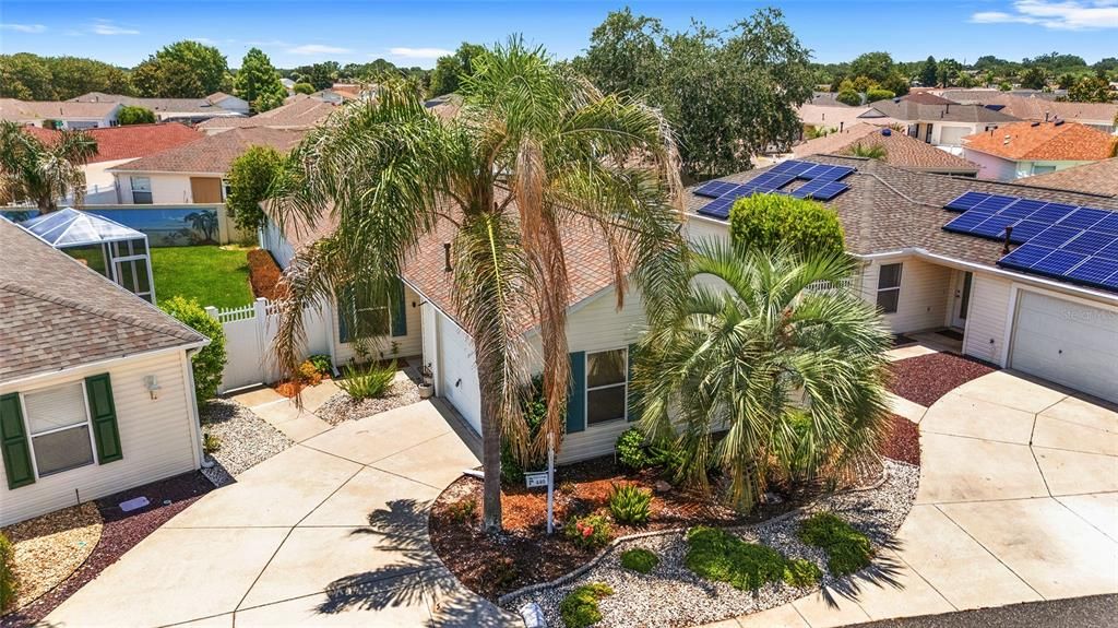 For Sale: $295,000 (2 beds, 2 baths, 1164 Square Feet)