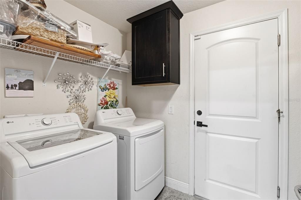 For Sale: $339,000 (3 beds, 2 baths, 1966 Square Feet)
