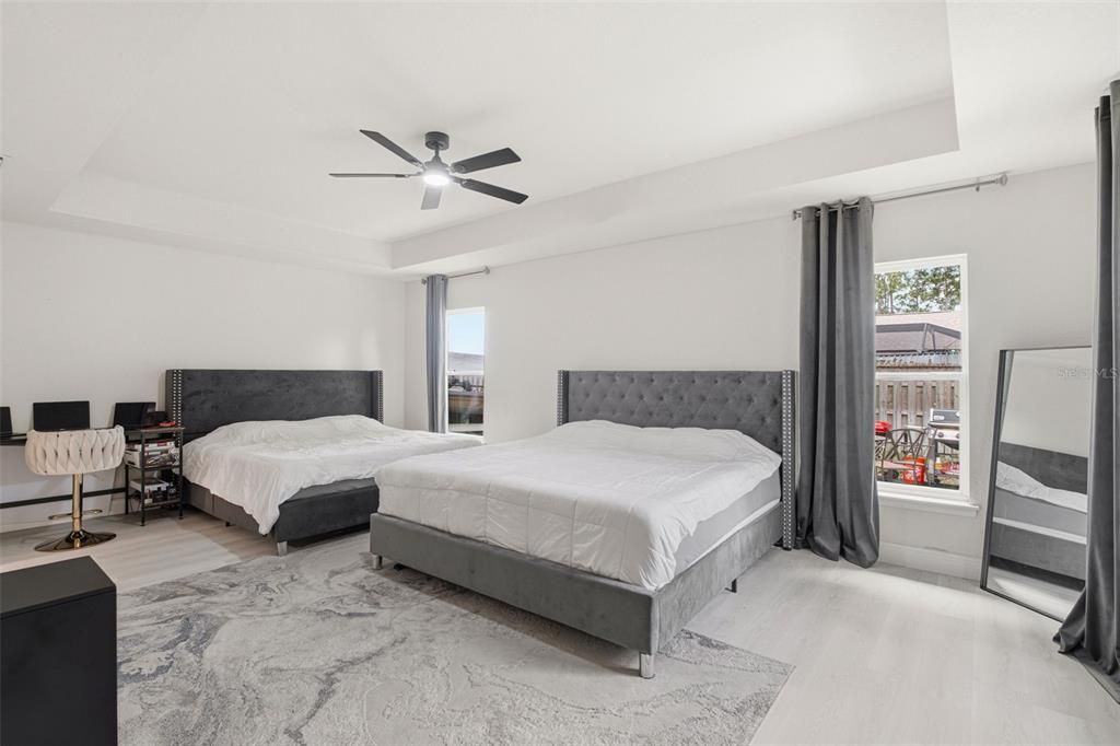 For Sale: $339,000 (3 beds, 2 baths, 1966 Square Feet)