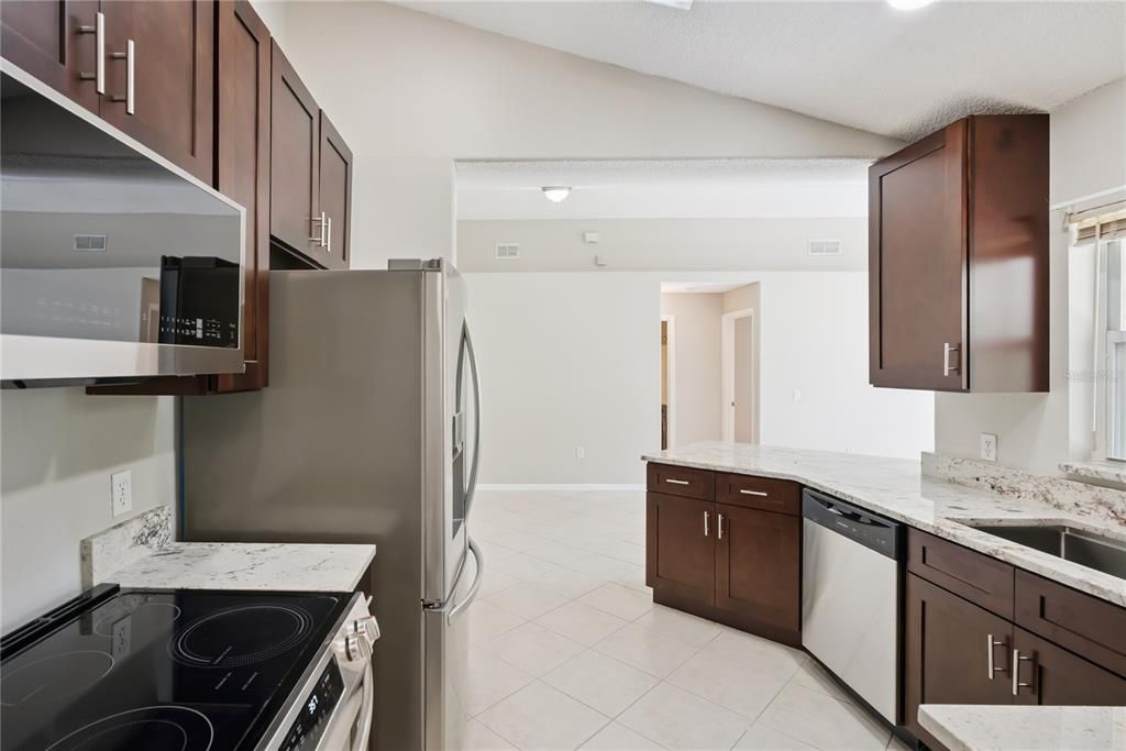 En Venta: $299,900 (3 camas, 2 baños, 1547 Pies cuadrados)