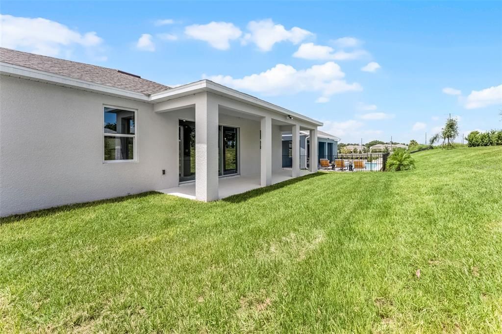 На продажу: $524,999 (4 спален, 2 ванн, 2240 Квадратных фут)