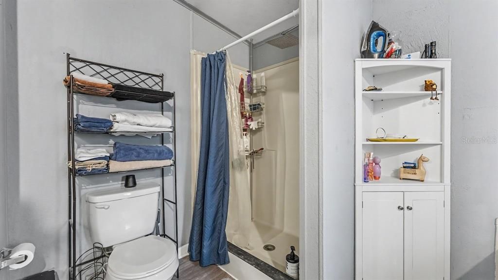 На продажу: $239,900 (3 спален, 2 ванн, 1728 Квадратных фут)