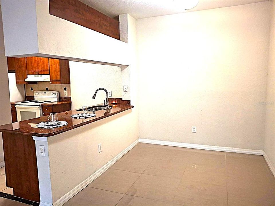 En Renta: $1,550 (2 camas, 2 baños, 1093 Pies cuadrados)