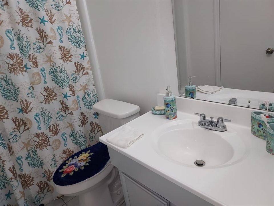 En Venta: $284,900 (3 camas, 2 baños, 1300 Pies cuadrados)