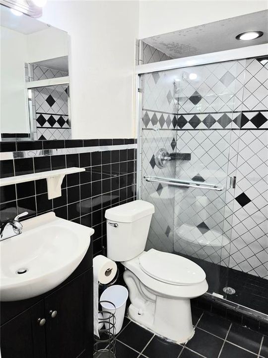 En Venta: $284,900 (3 camas, 2 baños, 1300 Pies cuadrados)