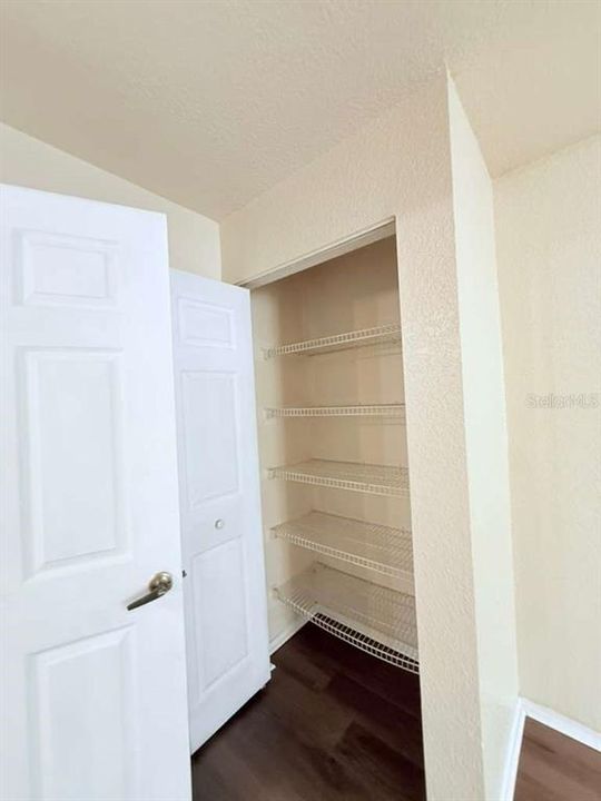 For Rent: $1,800 (3 beds, 2 baths, 1209 Square Feet)