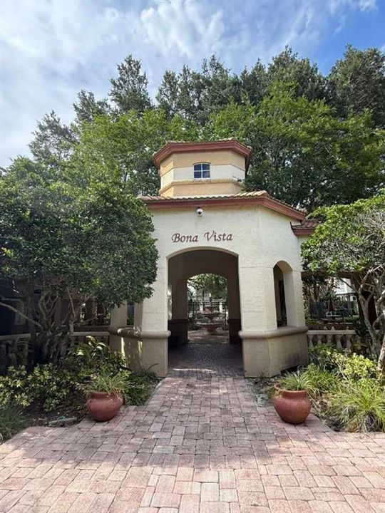 For Rent: $1,800 (3 beds, 2 baths, 1209 Square Feet)