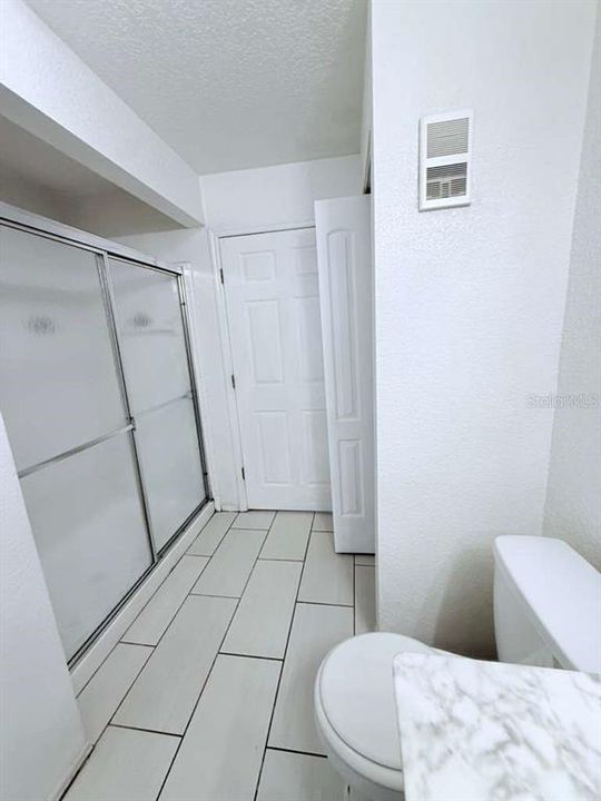 For Rent: $1,800 (3 beds, 2 baths, 1209 Square Feet)