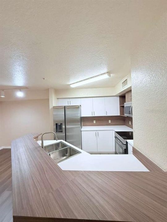 For Rent: $1,800 (3 beds, 2 baths, 1209 Square Feet)