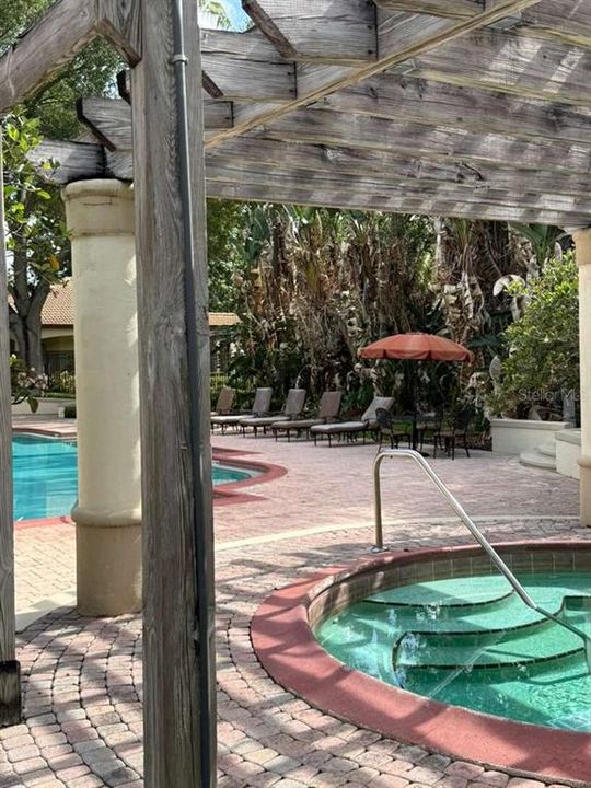 For Rent: $1,800 (3 beds, 2 baths, 1209 Square Feet)