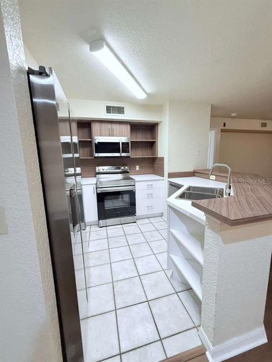 For Rent: $1,800 (3 beds, 2 baths, 1209 Square Feet)