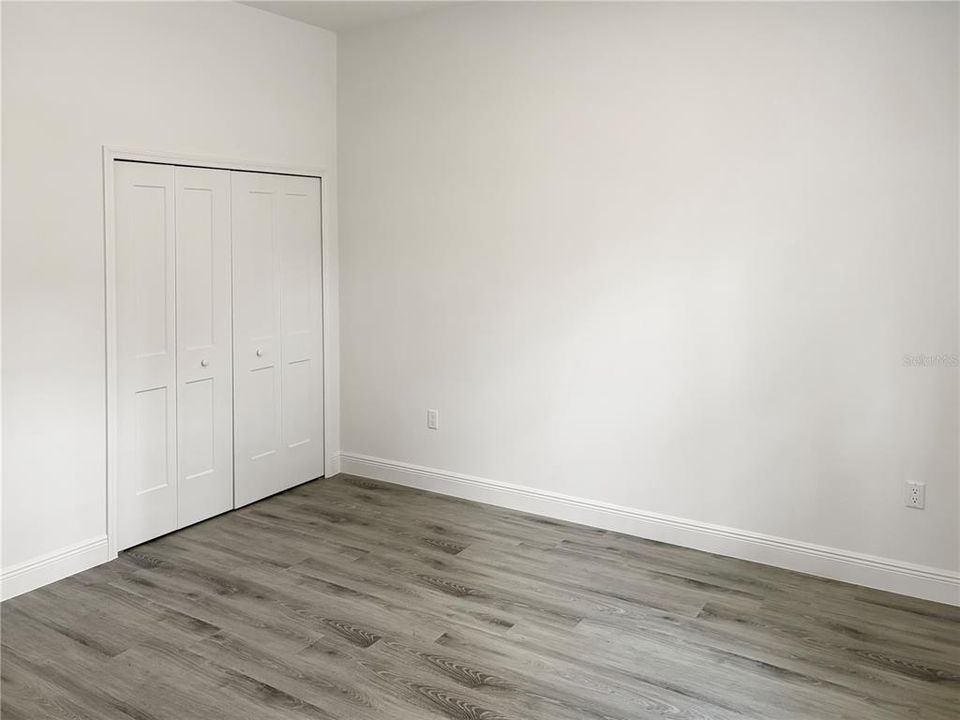 For Sale: $305,000 (4 beds, 2 baths, 1878 Square Feet)