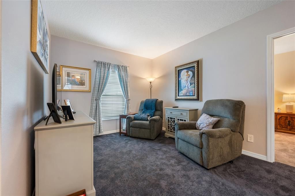 For Sale: $550,000 (4 beds, 3 baths, 2522 Square Feet)