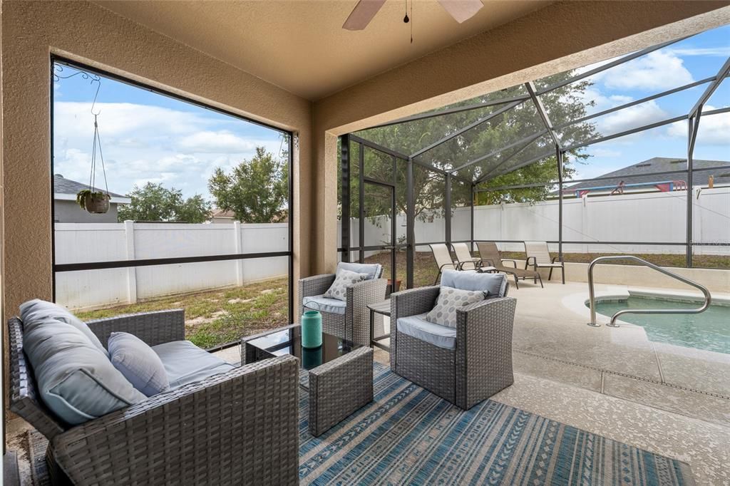 For Sale: $550,000 (4 beds, 3 baths, 2522 Square Feet)