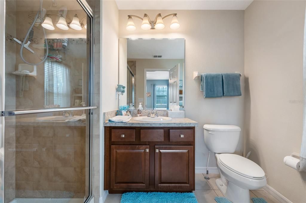 For Sale: $550,000 (4 beds, 3 baths, 2522 Square Feet)