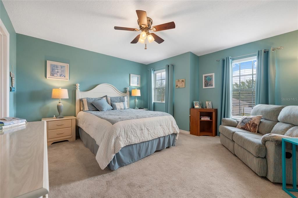 For Sale: $550,000 (4 beds, 3 baths, 2522 Square Feet)