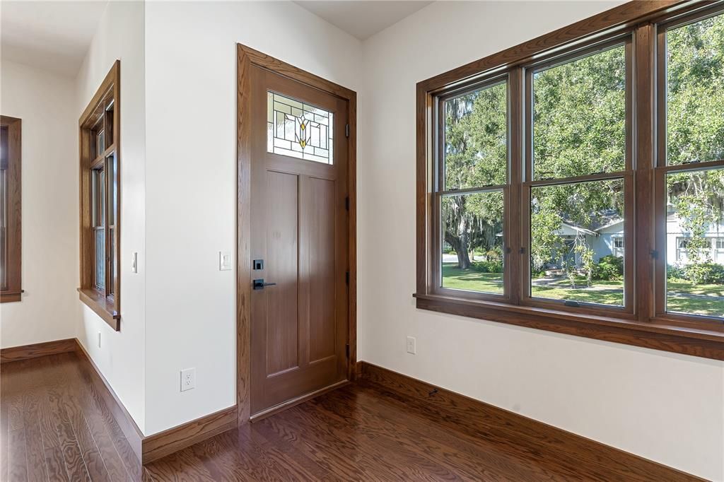 For Sale: $615,000 (3 beds, 3 baths, 1761 Square Feet)
