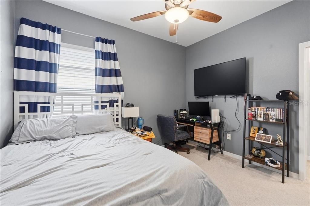 For Rent: $3,200 (4 beds, 2 baths, 2095 Square Feet)