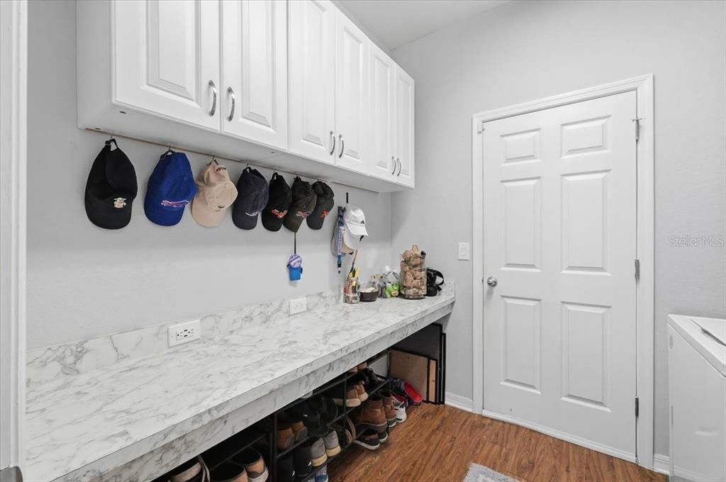 For Rent: $3,200 (4 beds, 2 baths, 2095 Square Feet)
