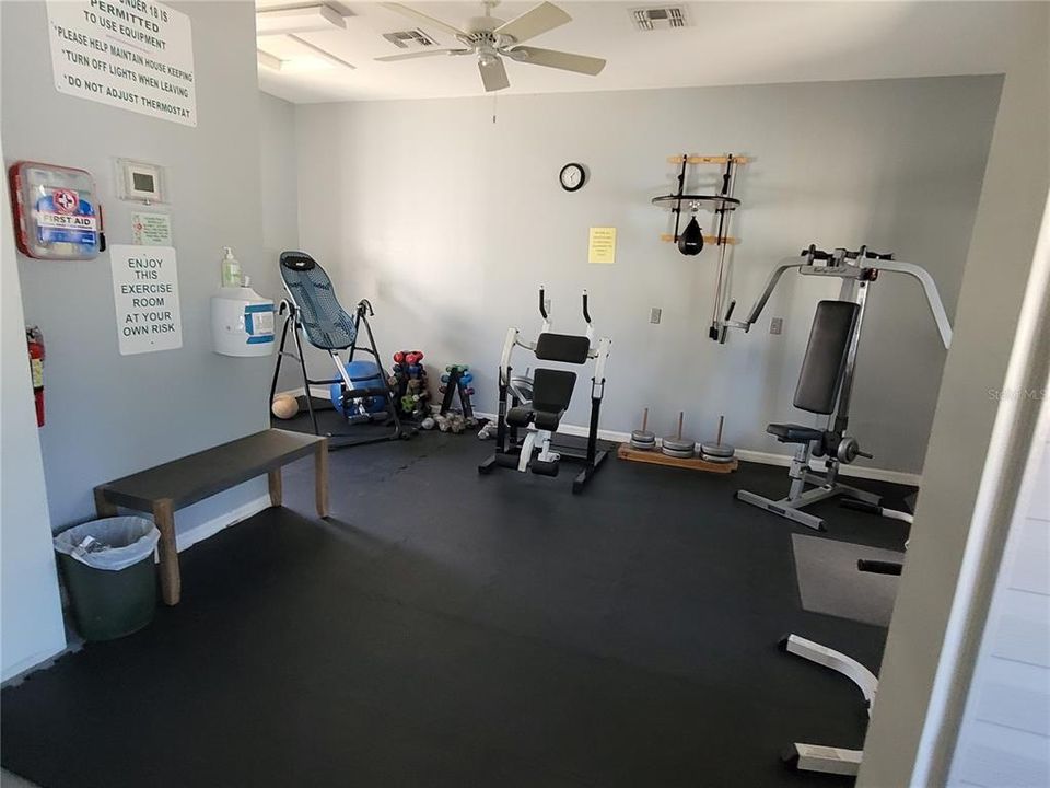 For Sale: $225,000 (2 beds, 2 baths, 1183 Square Feet)