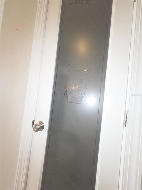 For Sale: $225,000 (2 beds, 2 baths, 1183 Square Feet)