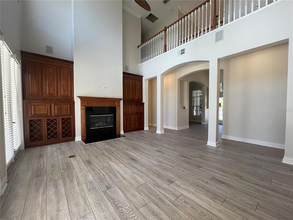 For Sale: $1,399,000 (4 beds, 4 baths, 3786 Square Feet)