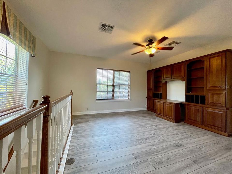 For Sale: $1,399,000 (4 beds, 4 baths, 3786 Square Feet)