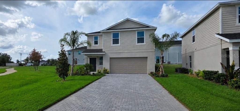 For Sale: $385,990 (4 beds, 2 baths, 1871 Square Feet)